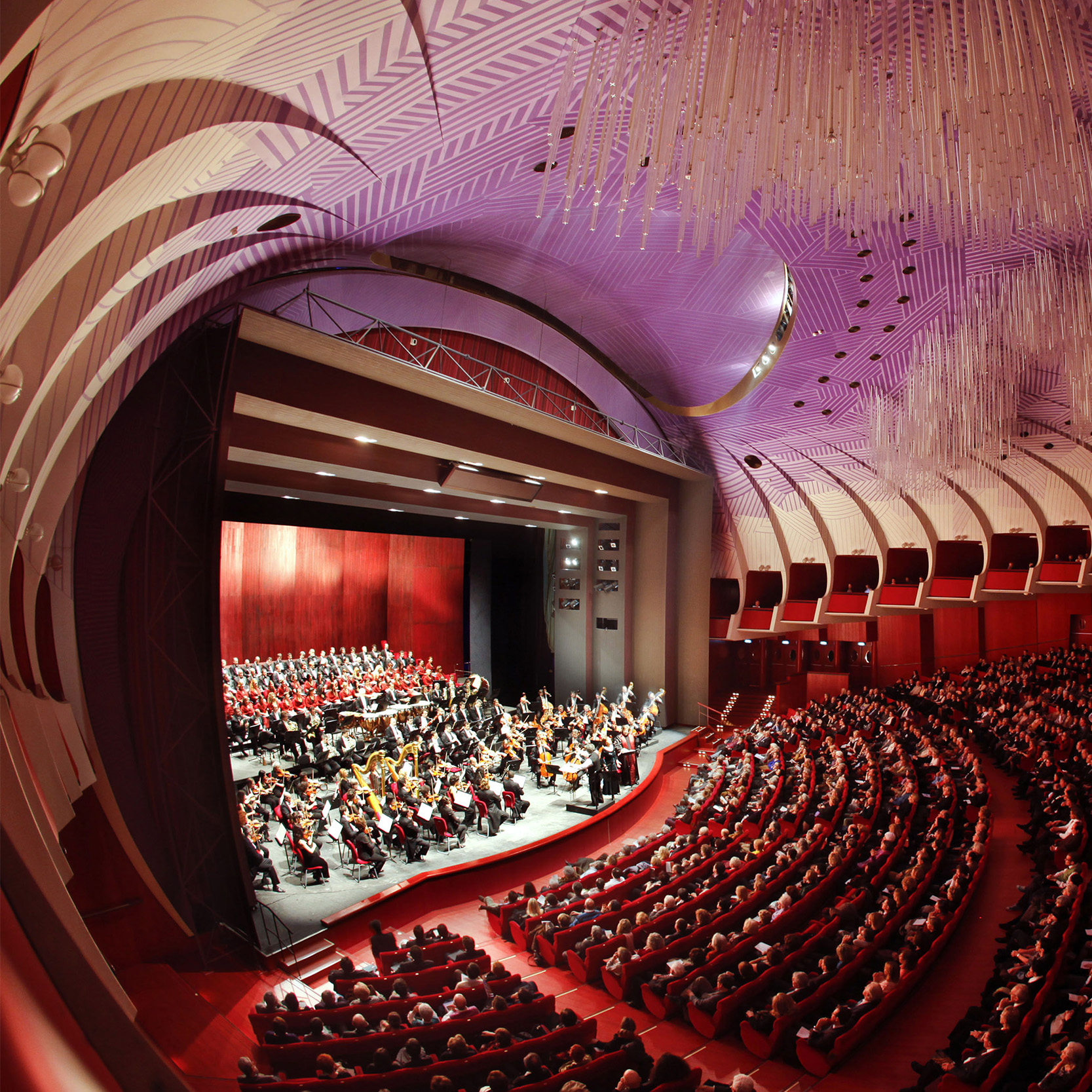 teatro regio tour